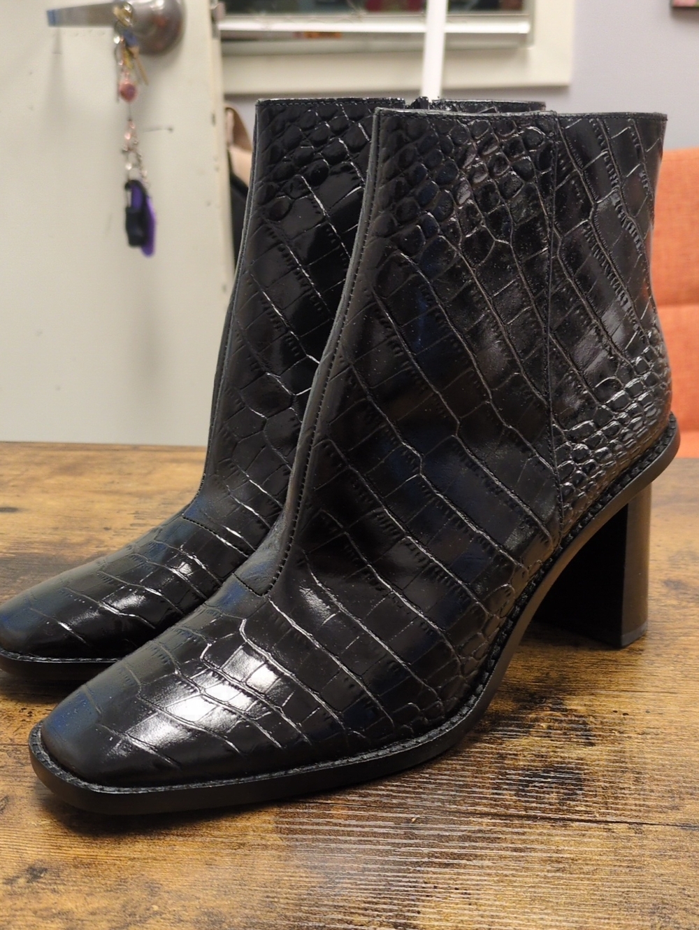 Gibson Latimer Vina ankle boots/8M